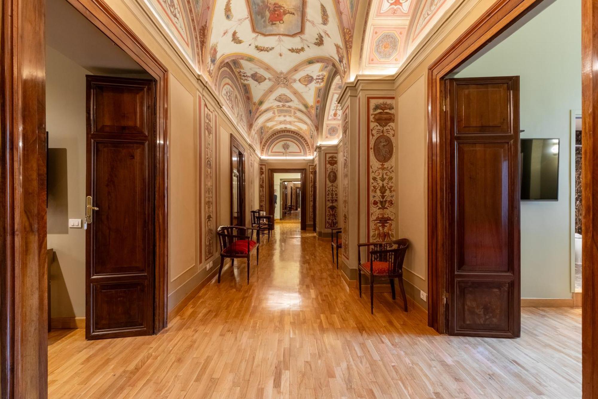ホテル Residenza Pierret ローマ エクステリア 写真